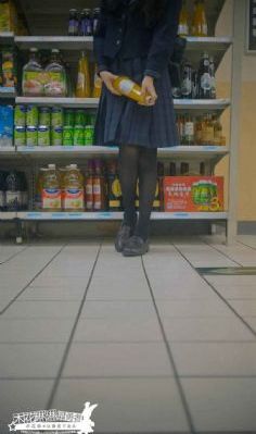 女机器人国语版
