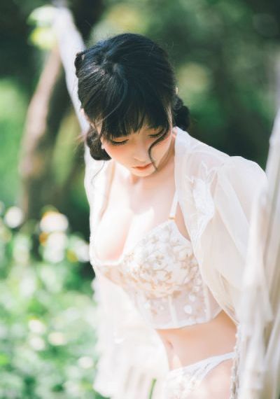 三男一女做爰免费视频