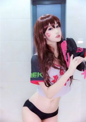 亚洲精品久久久久久久小说